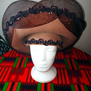 Women 100% wool hat.